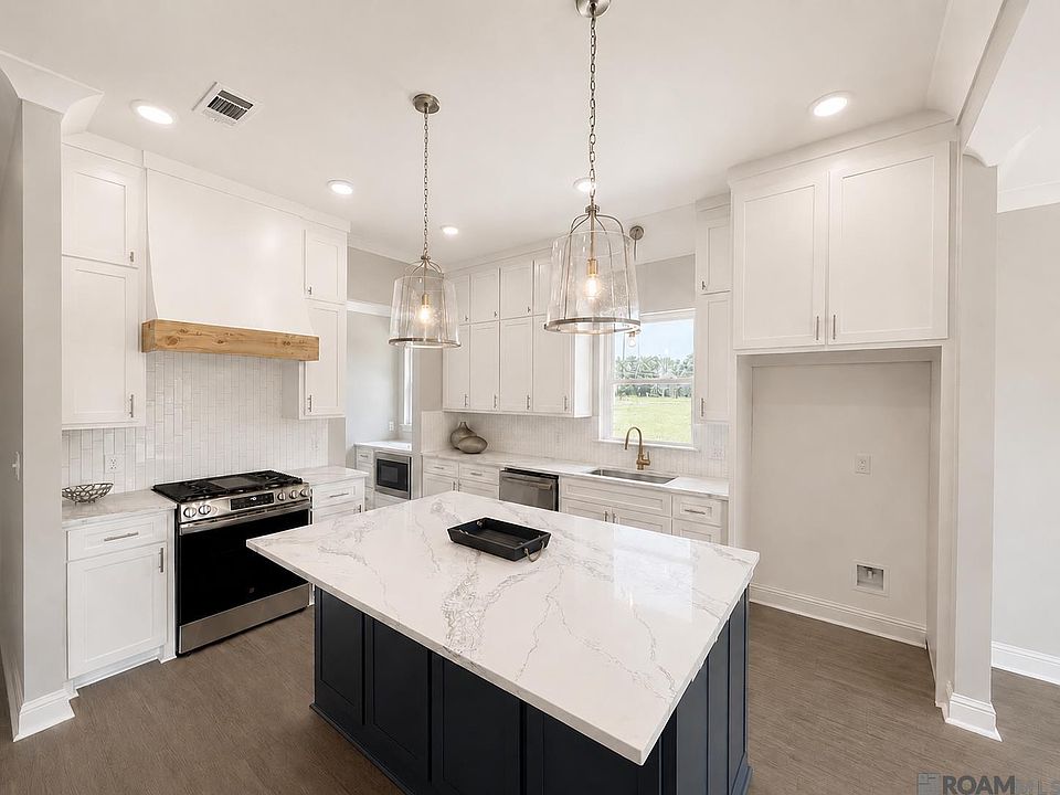 1st image of 29463 Northlake Dr