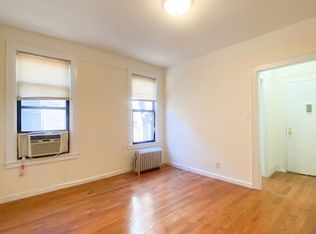36-23 30th St #6R, Astoria, NY 11106