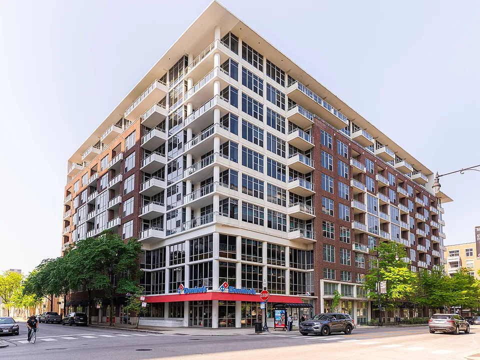 901 W Madison St #901