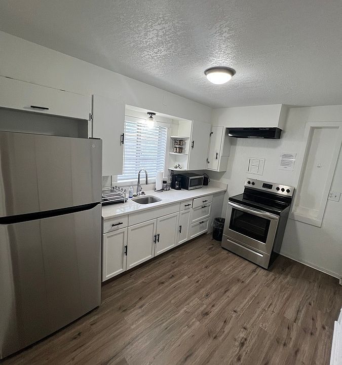 1st image of 424 2nd St N #4