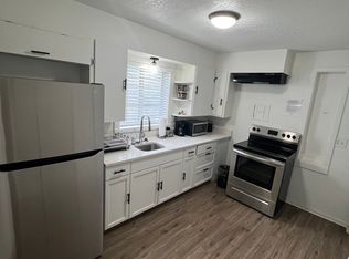 424 2nd St N #4, Saint Petersburg, FL 33701