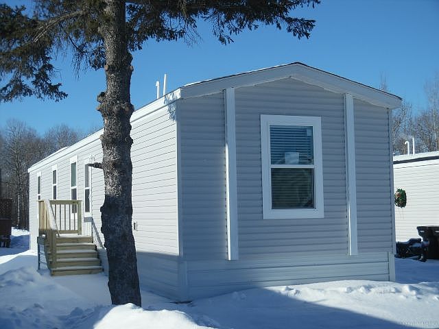 1st image of 4909 Bay Dr #60