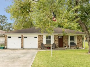 4502 E 36th St, Dickinson, TX 77539