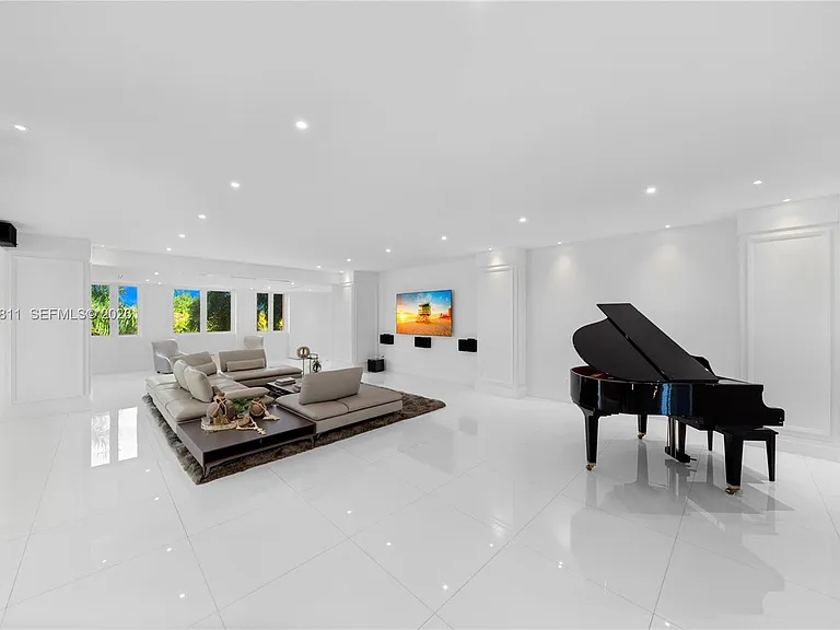 600 Coral Way #2 — Photo 14