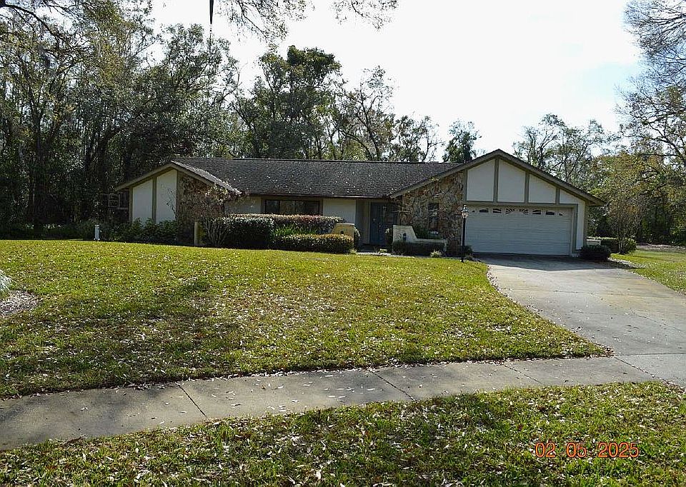 1st image of 908 Lake Brooker Ct