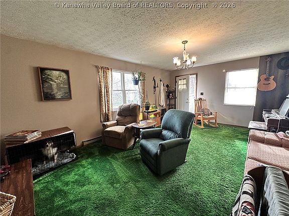5th image of 3334 Redmond Ridge Rd