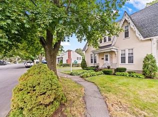 13 Kosciusko St, Peabody, MA 01960
