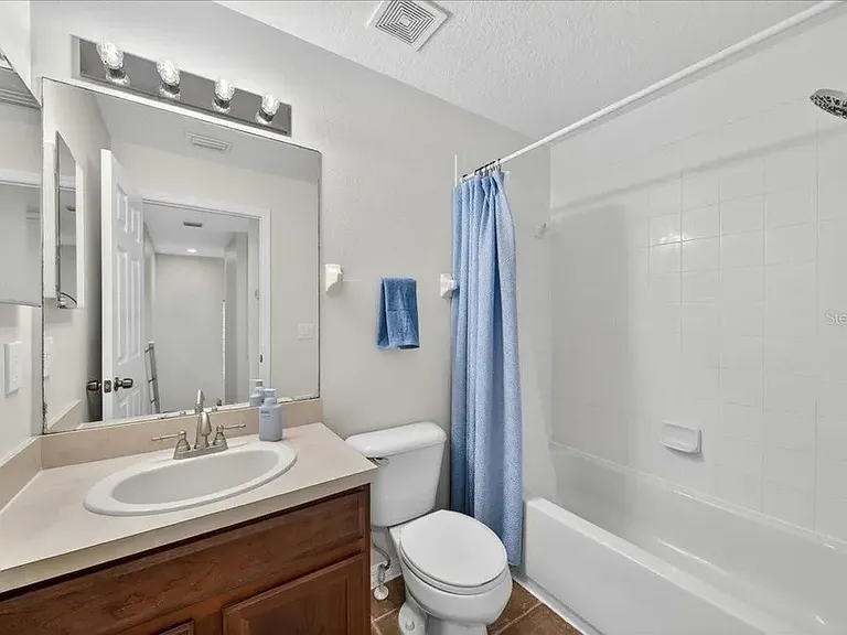 11607 Colony Lake Dr — Photo 9