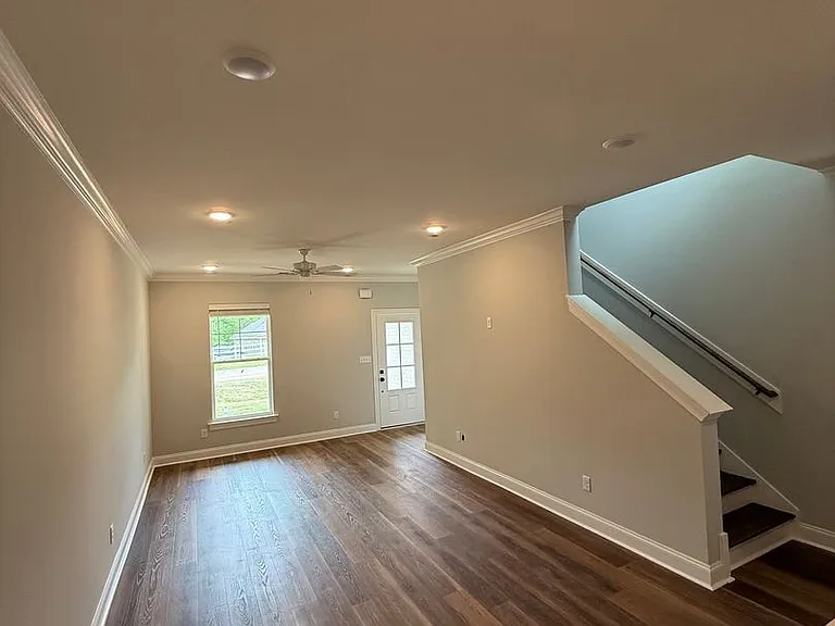 3543 Fenwick Way — Photo 3