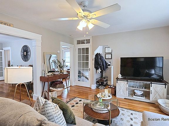 3rd image of 220 Brookside Pkwy Floor 2