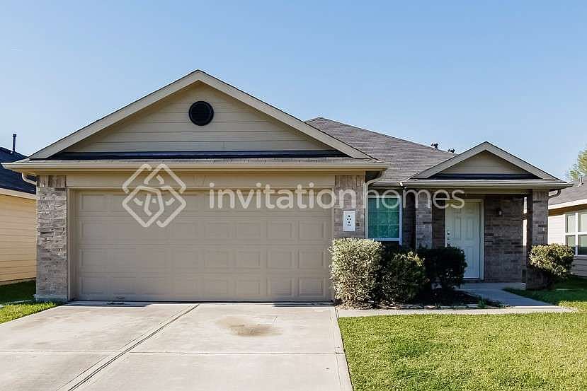 1st image of 1015 Doubletree Glen Dr
