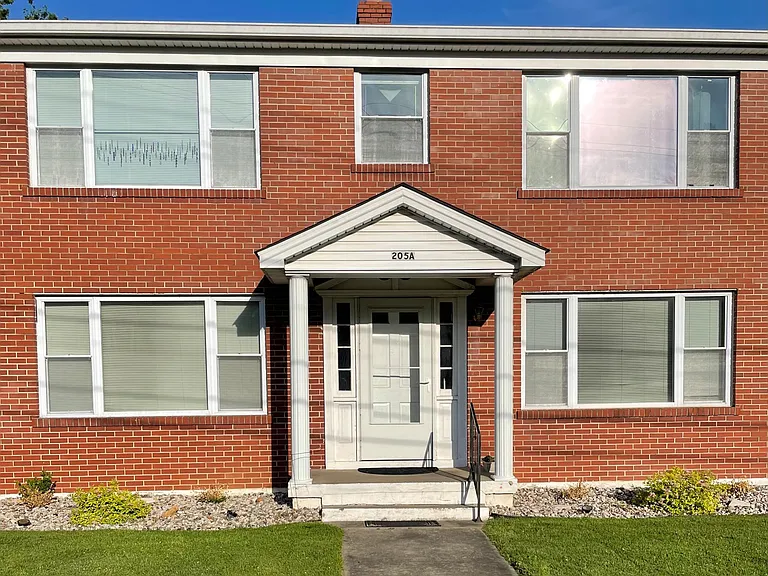 205 Terry Ct #A — Photo 1