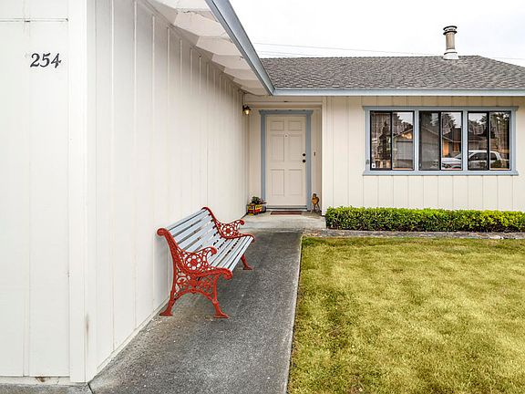 2nd image of 254 Bacchetti Dr