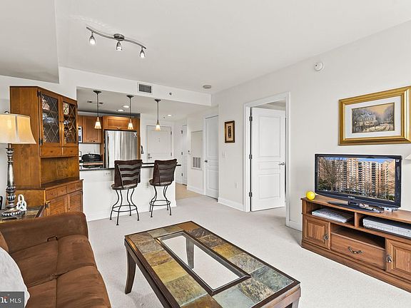 5th image of 2451 Midtown Ave APT 1413