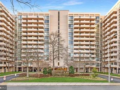 4141 N Henderson Rd APT 209, Arlington, VA, 22203