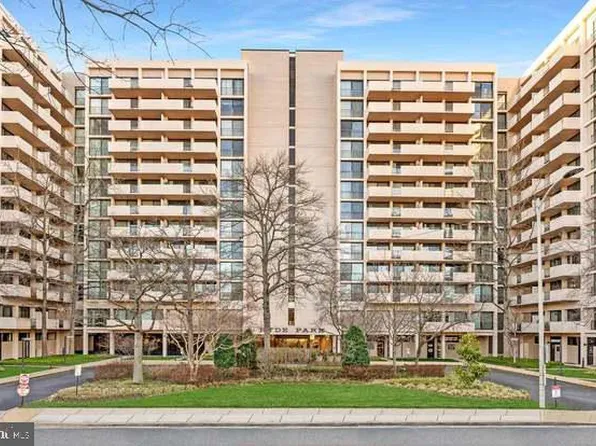 4141 N Henderson Rd APT 209, Arlington, VA 22203