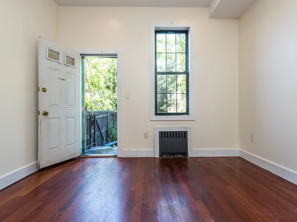 59 Wilson Avenue image 9 of 16