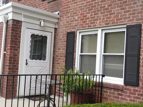 3rd image of 120 N Broadway APT 4D