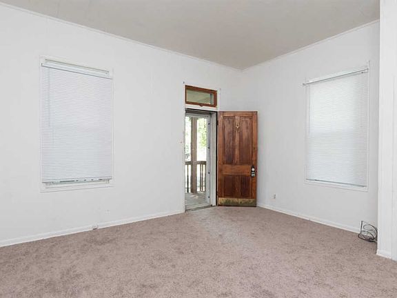 3rd image of 143 Huey Ave