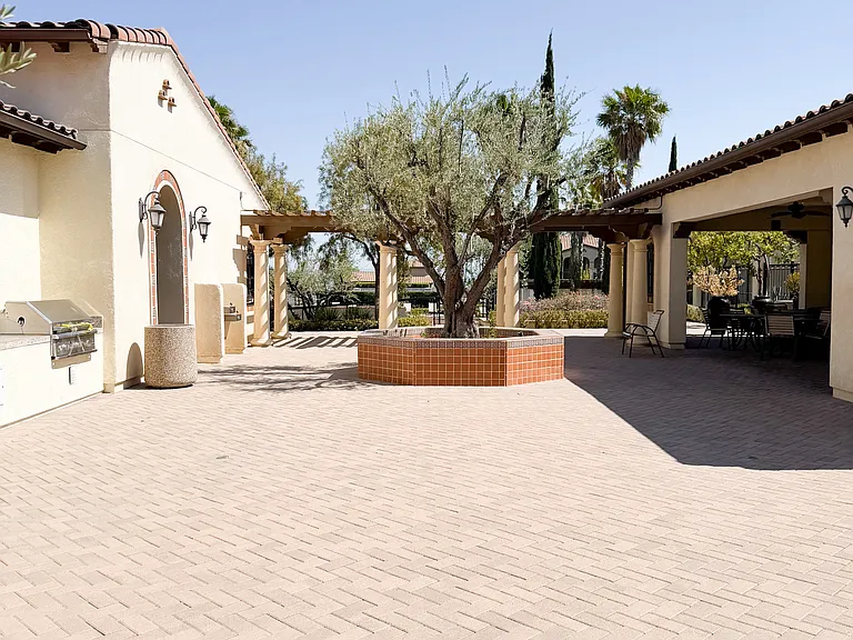 20329 W Paseo Los Arcos — Photo 14