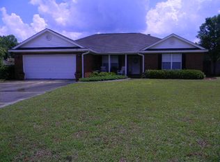 53 Martha St, Allenhurst, GA 31301