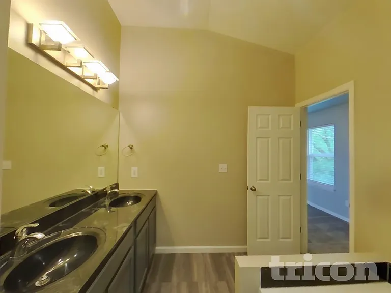 539 Great Oaks Meadow Dr — Photo 8