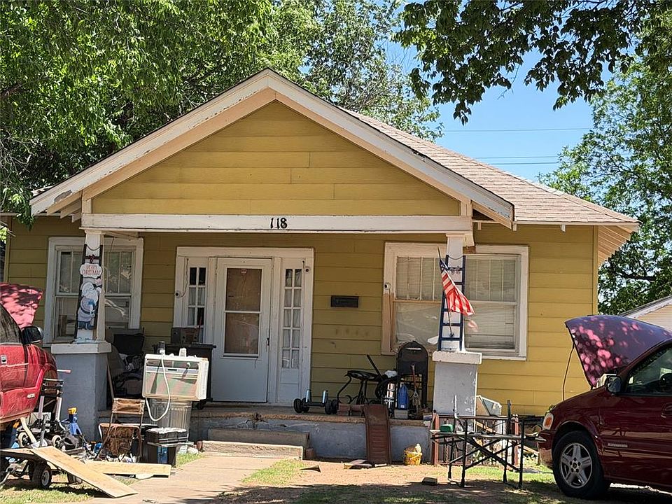 1st image of 118 S Hitchcock St