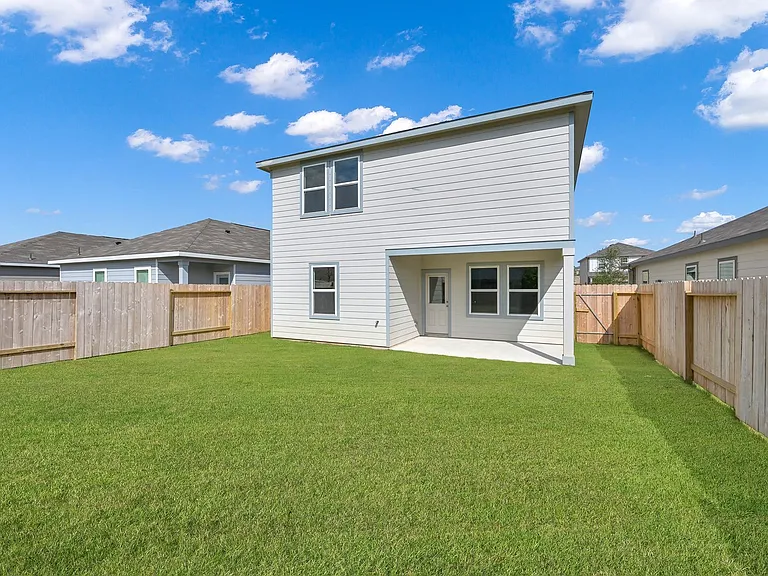 587 Firemoon St — Photo 32
