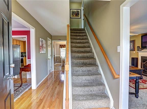 3rd image of 7117 Lighthouse Pl
