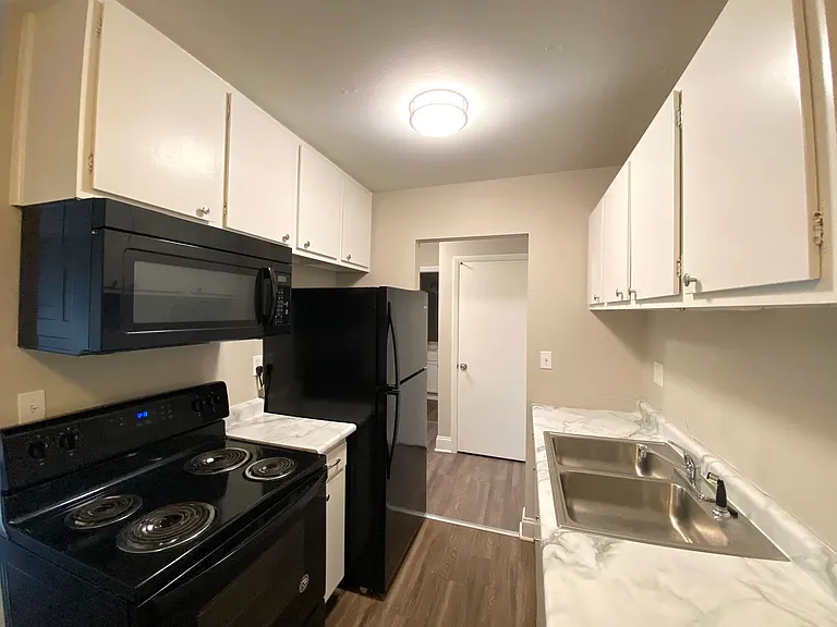 Peoria Flats - New Mgmt - New Name - Fresh Upgrades — Photo 10