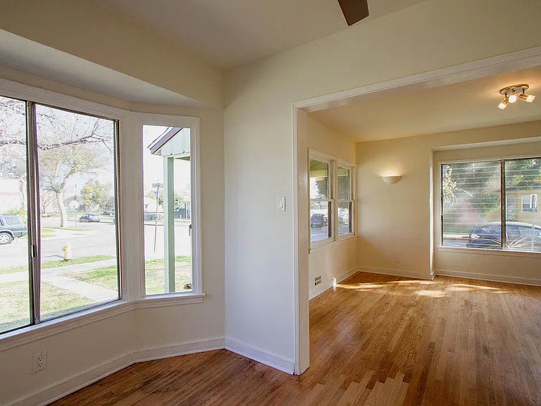 1730 Lake St — Photo 5