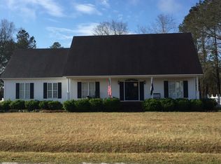 92 Eden Ln, Cheraw, SC 29520
