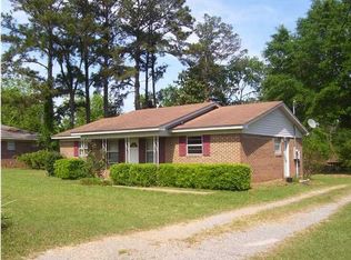 310 Edgeview Pl, Camden, AL 36726