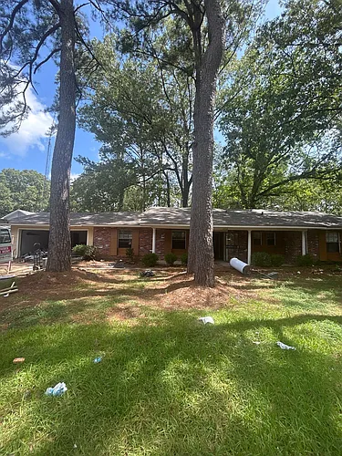 1114 Garden Park Dr Photo 1