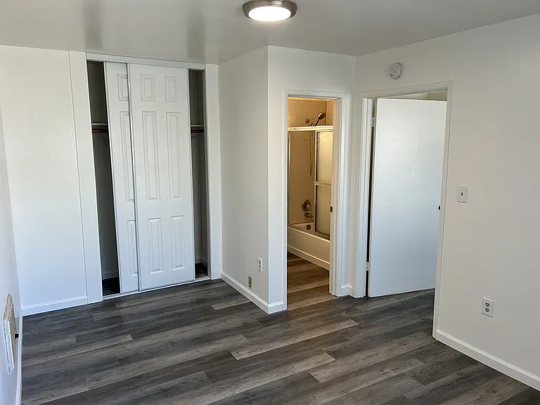 218 Mississippi St #D — Photo 12
