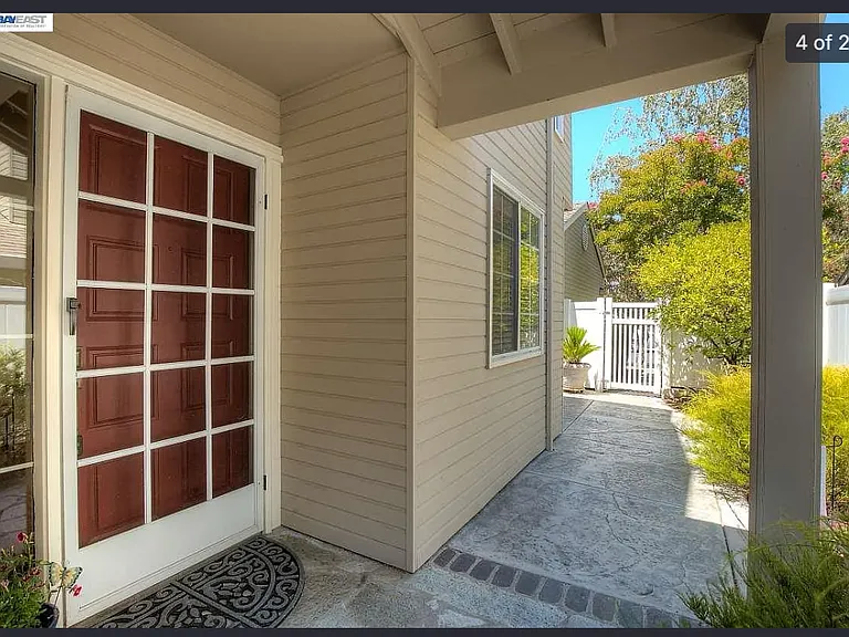 7778 Creekside Dr — Photo 8
