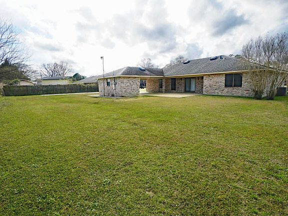 2nd image of 1305 Noah Ln