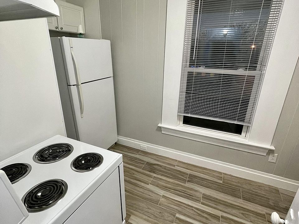 1st image of 230 S Buchanan St #D