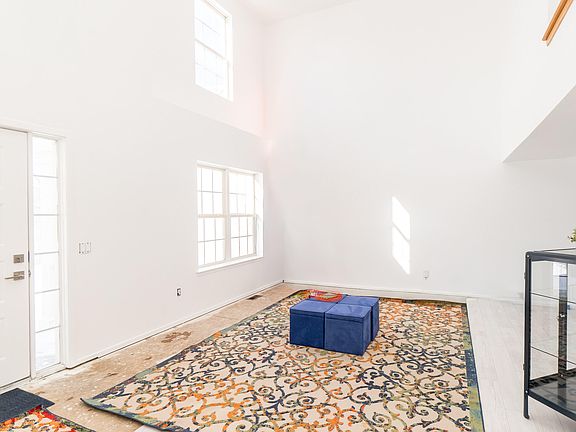 4th image of 1563 Scio Ridge Rd