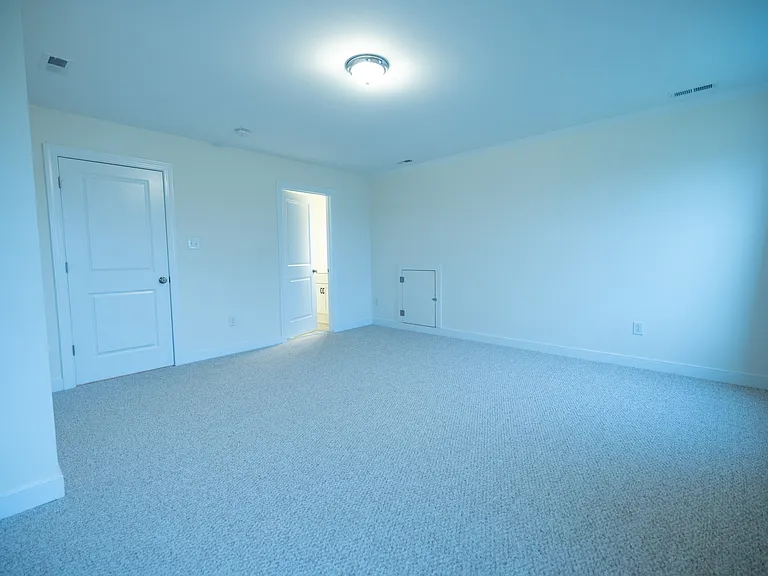 12194 Elnora Ln — Photo 16