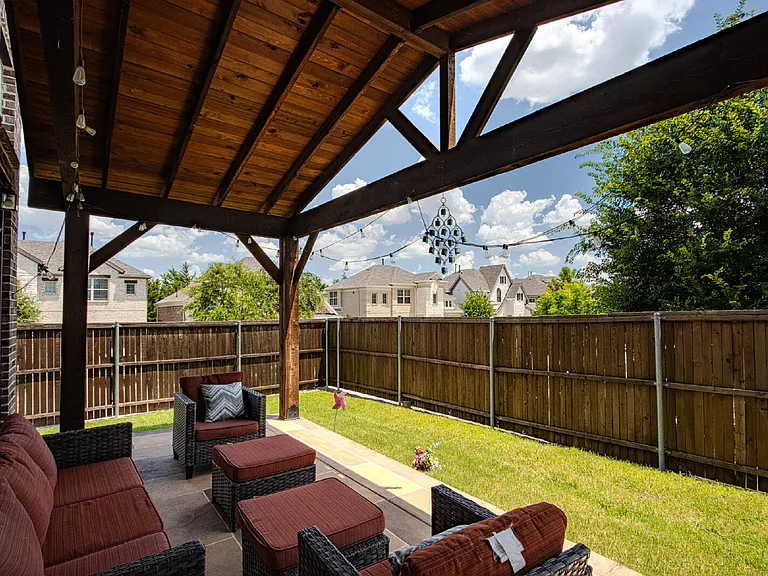 8701 Fairway Ln — Photo 41