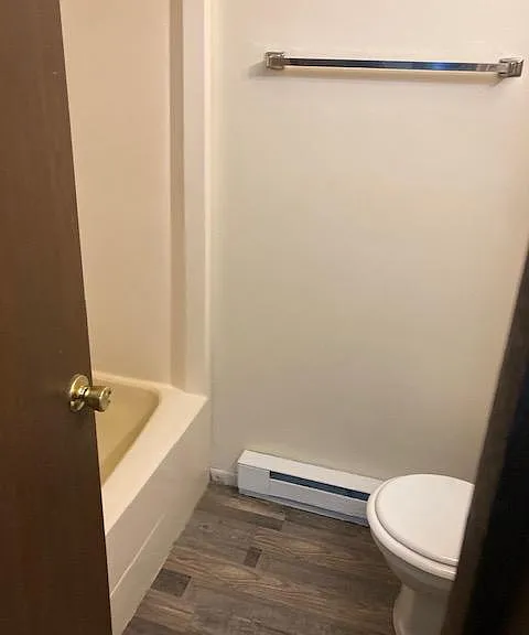 138 Eastwood Dr — Photo 5