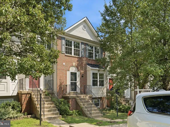 108 Pinnacle Dr, Stafford, VA 22554