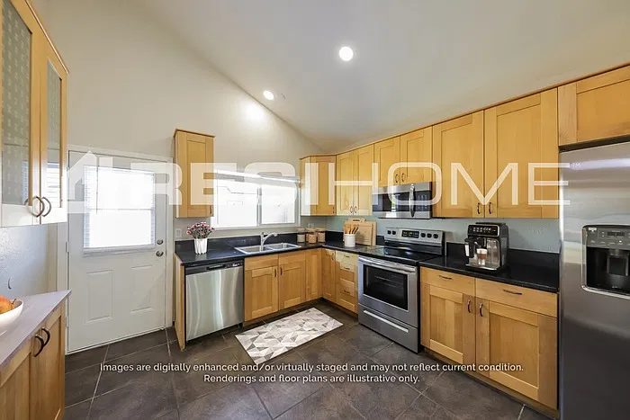 3 bed, 2.0 bath, 1558 sqft, $2,175 — Photo 2