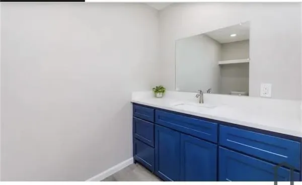 4641 Valdez Dr — Photo 10