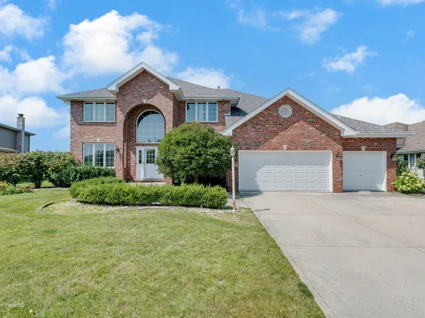 18828 Rosewood Ln, Mokena, IL 60448