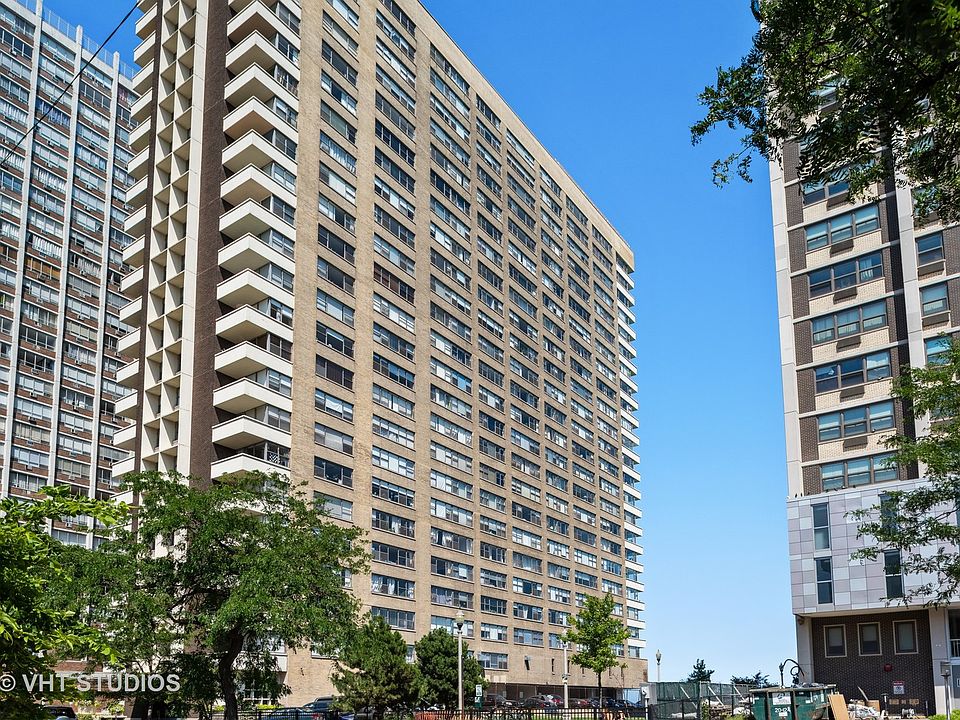 1st image of 6157 N Sheridan Rd APT 21J