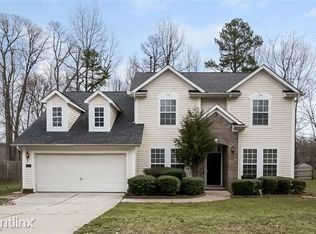 7504 Chapel Ridge Rd, Charlotte, NC 28269