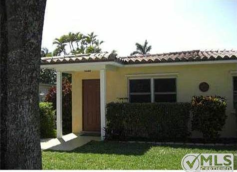 2nd image of 924 NE 9th Ave