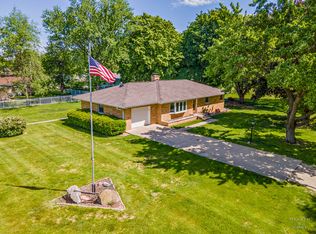 10218 McConnell St, Richmond, IL 60071